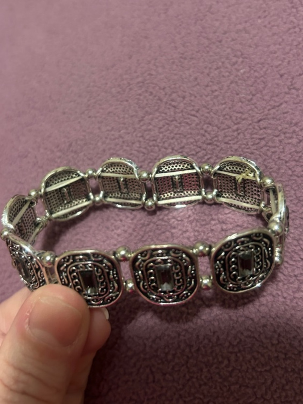 Silver and Black Ornate Link Bracelet - Picture 2 of 3